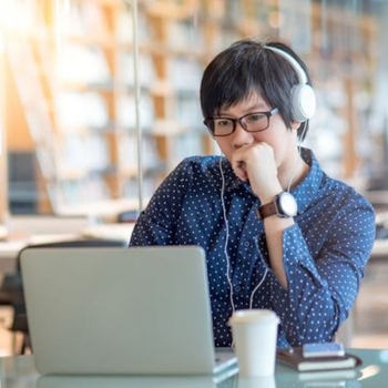Webinar Quadrat Foto iStock Zephyr18